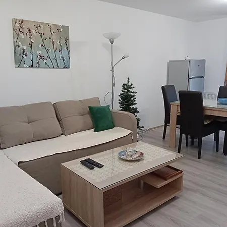 Zujan Apartment Divcibare